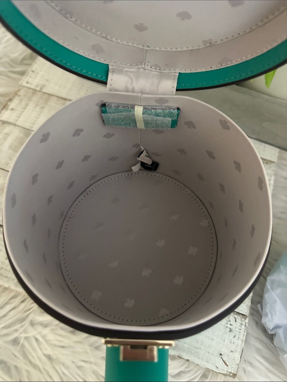 Nwt Kate spade spring forward watering can - Picture 9 of 12
